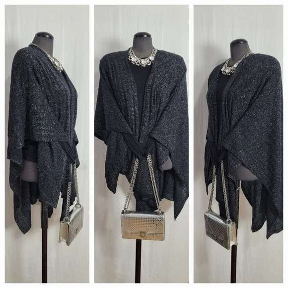 SCARF / Wrap - Picture 3 of 3